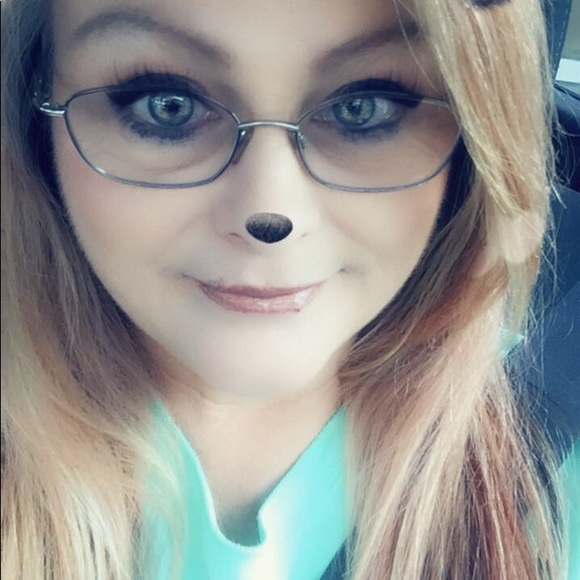 Pearls Live FB Party - Picture 1 of 1